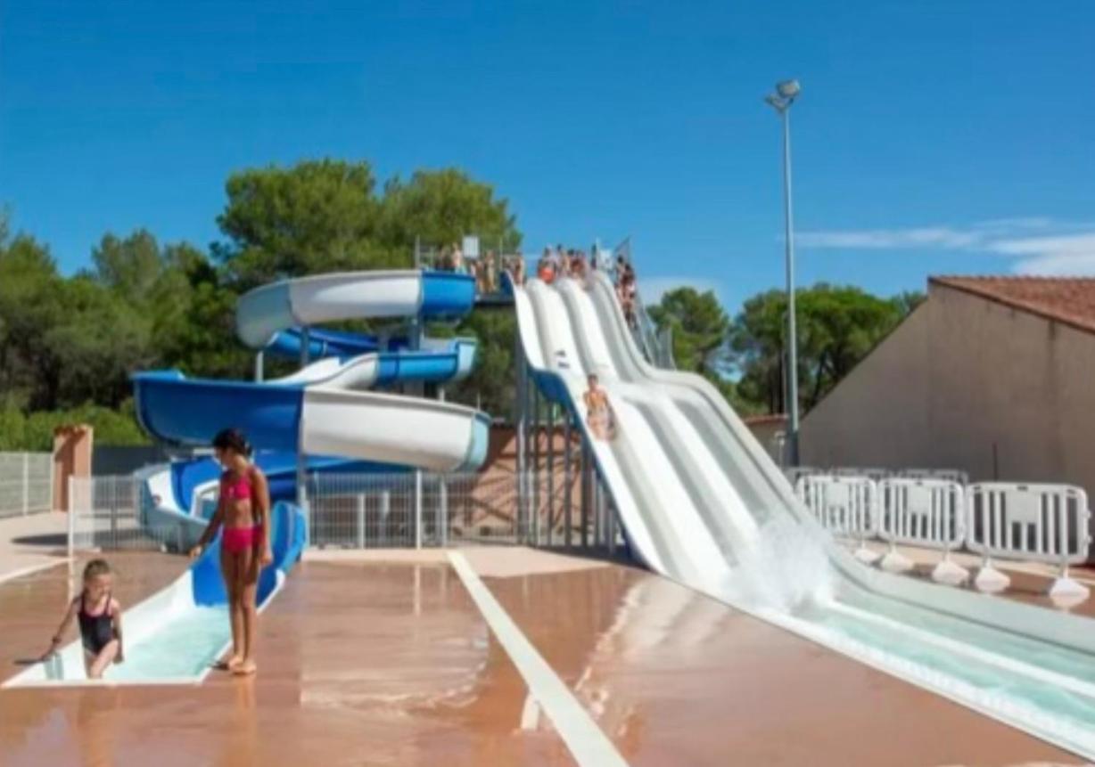 Camping Oasis Village Puget-sur Argens Exterior photo