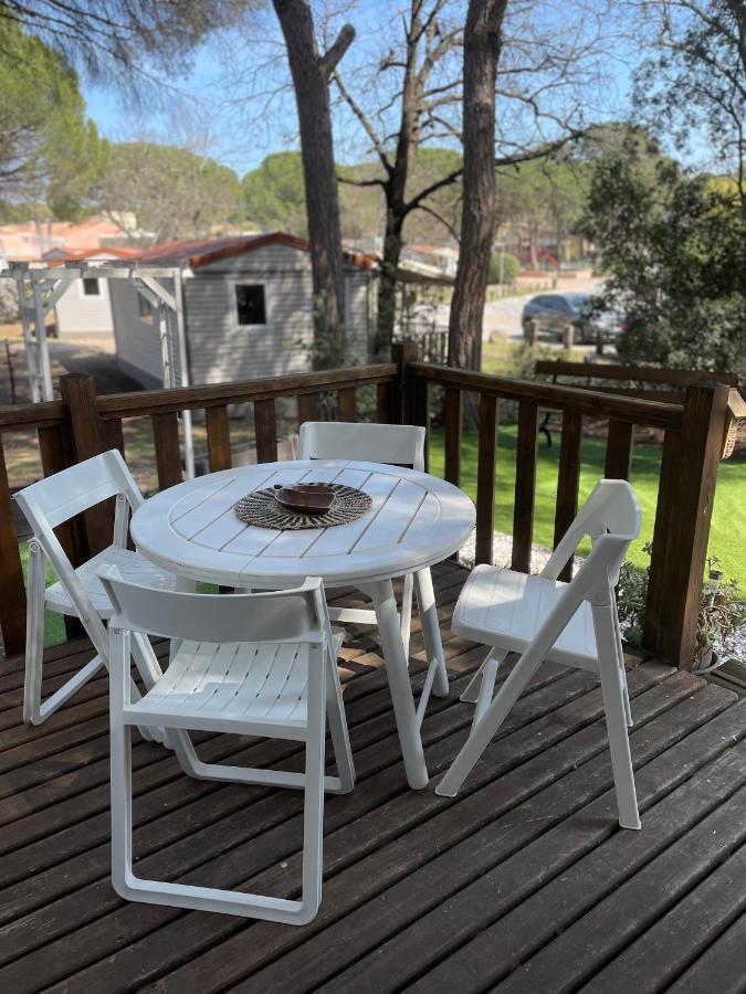 Camping Oasis Village Puget-sur Argens Exterior photo